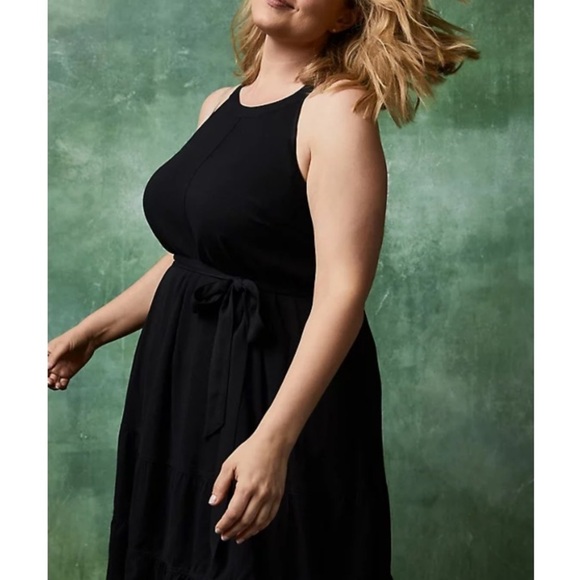 TORRID NWT BLACK WOVEN TIERED MINI DRESS 3X - Picture 3 of 6